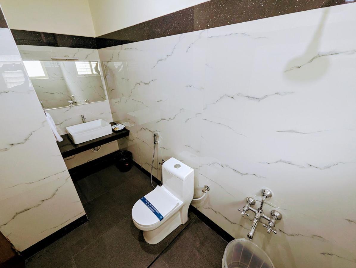 Hotel Tpc Camphor Tiruchirappalli Exteriér fotografie
