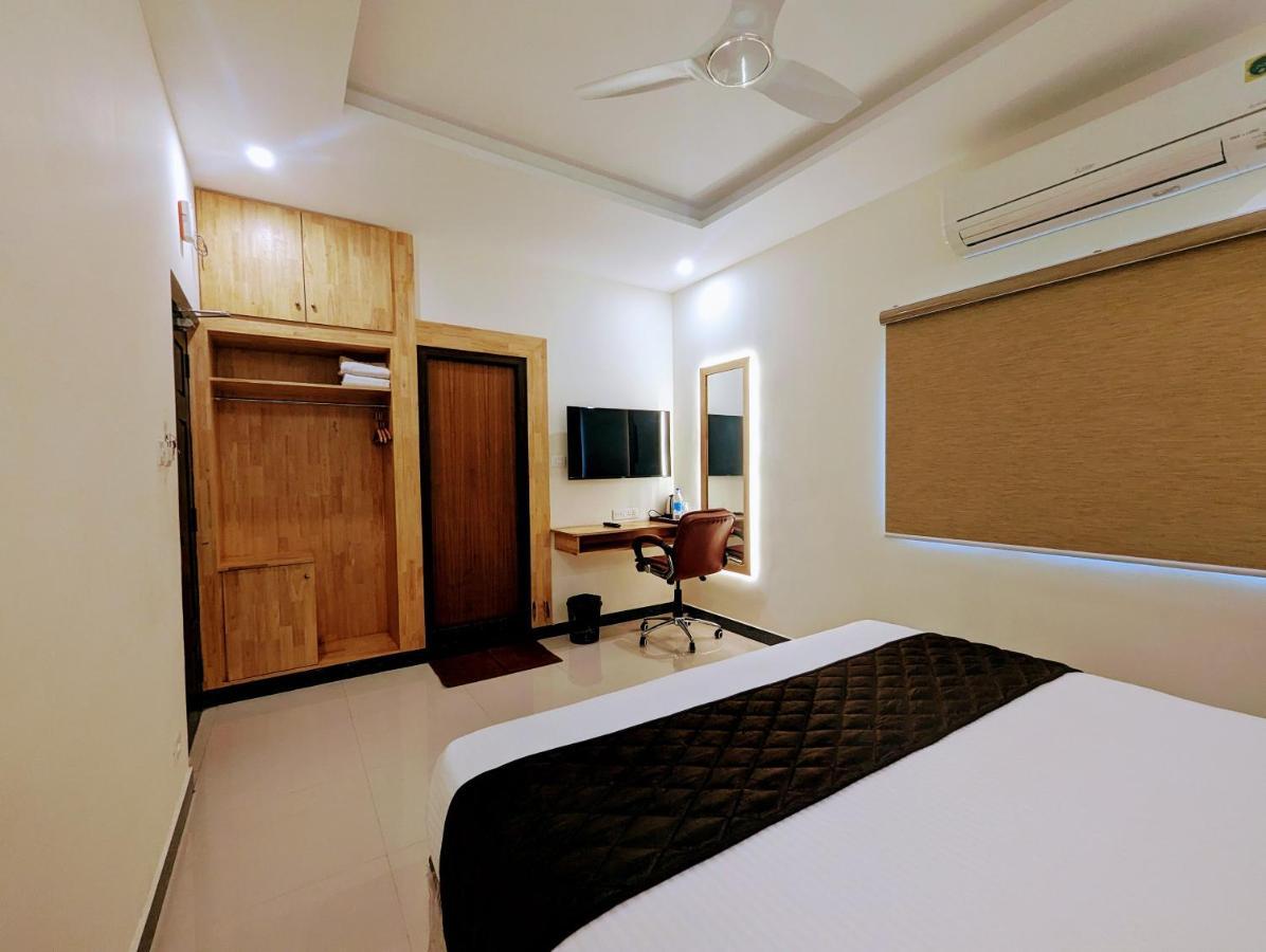 Hotel Tpc Camphor Tiruchirappalli Exteriér fotografie