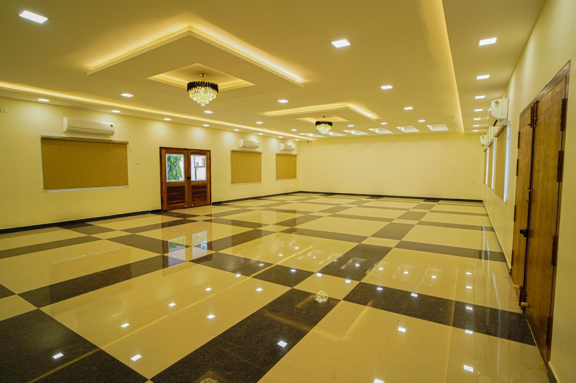 Hotel Tpc Camphor Tiruchirappalli Exteriér fotografie