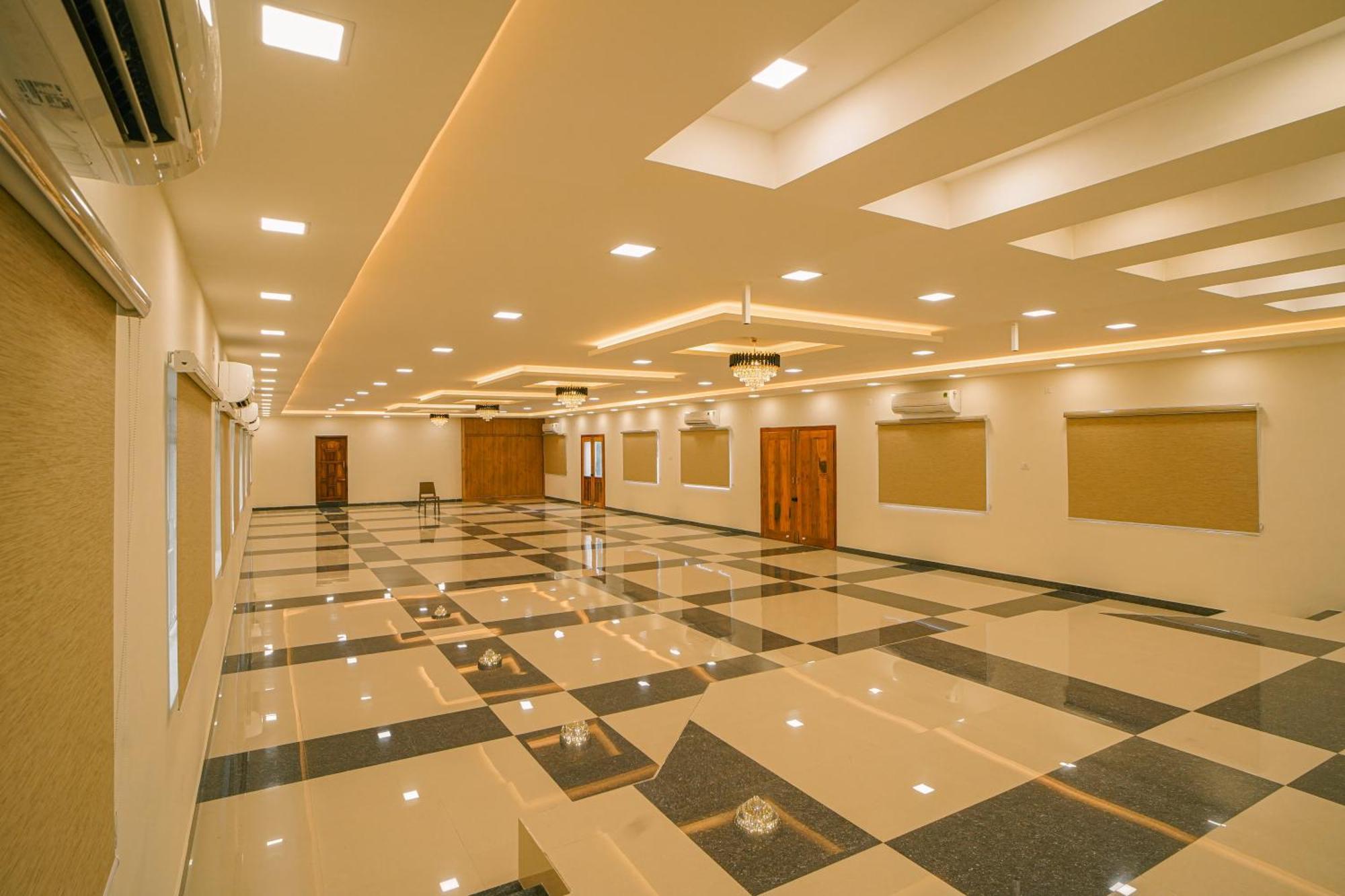 Hotel Tpc Camphor Tiruchirappalli Exteriér fotografie